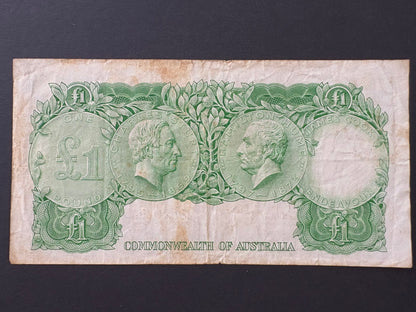 1961 Australian One Pound Banknote - Coombs Wilson HK43 472605