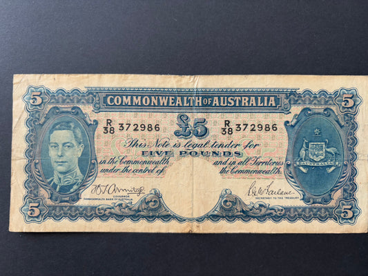 1941 Australian Five Pound Banknote - Armitage McFarlane - R38 372986