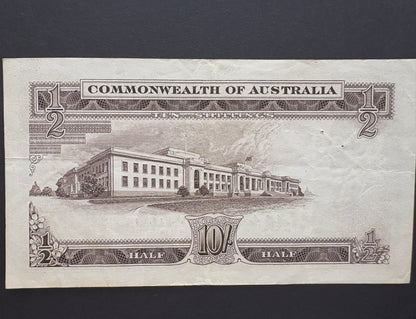 1961 Australian Ten Shillings Note - Coombs / Wilson - AF25 964903