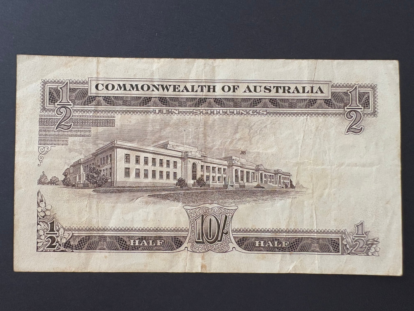 1954 Australian Ten Shillings Note - Coombs / Wilson - AC45 973514