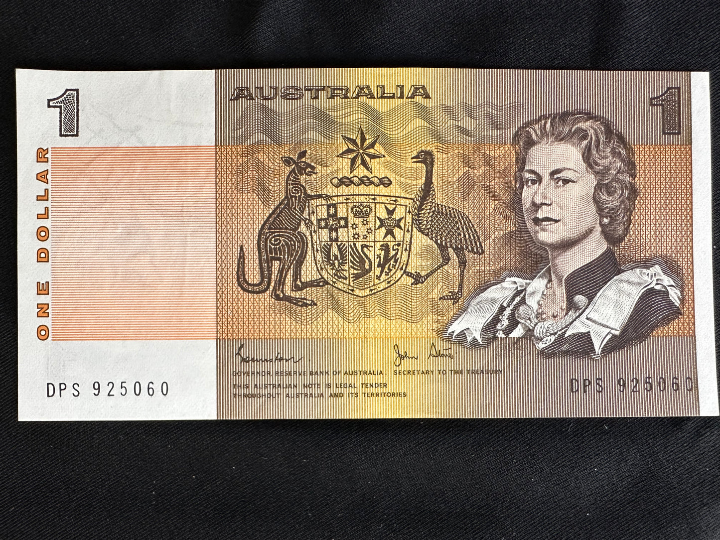 1982 $1 Uncirculated Australian Paper notes