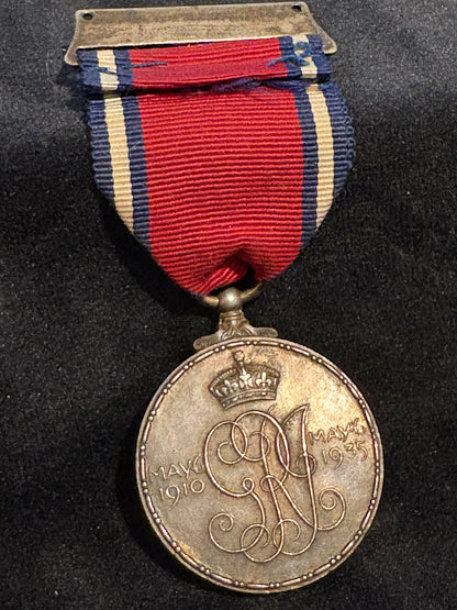 1910 1935 Britain Silver Jubilee Medal King George V and Queen Mary