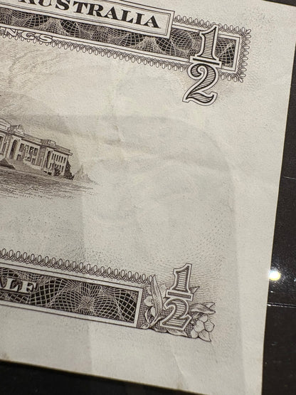 1961 Australian Ten Shillings Note - Coombs / Wilson - AH35 609967