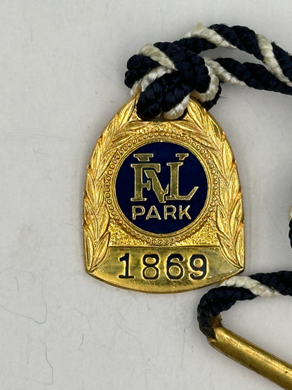 Vintage 1970 VFL Park Enamel and Metal Membership Medallion Badge