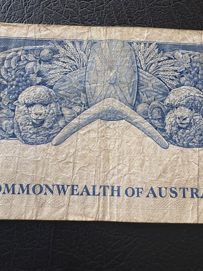 1954 Australian Five Pound Banknote - Coombs Wilson TA37 104941