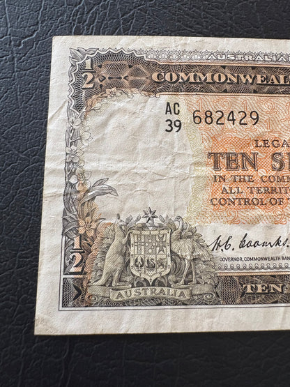 1954 Australian Ten Shillings Note - Coombs / Wilson - AC39 682429