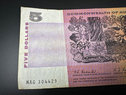 1967 $5 Australia Paper note - General Prefix - Coombs Randall NAG304427