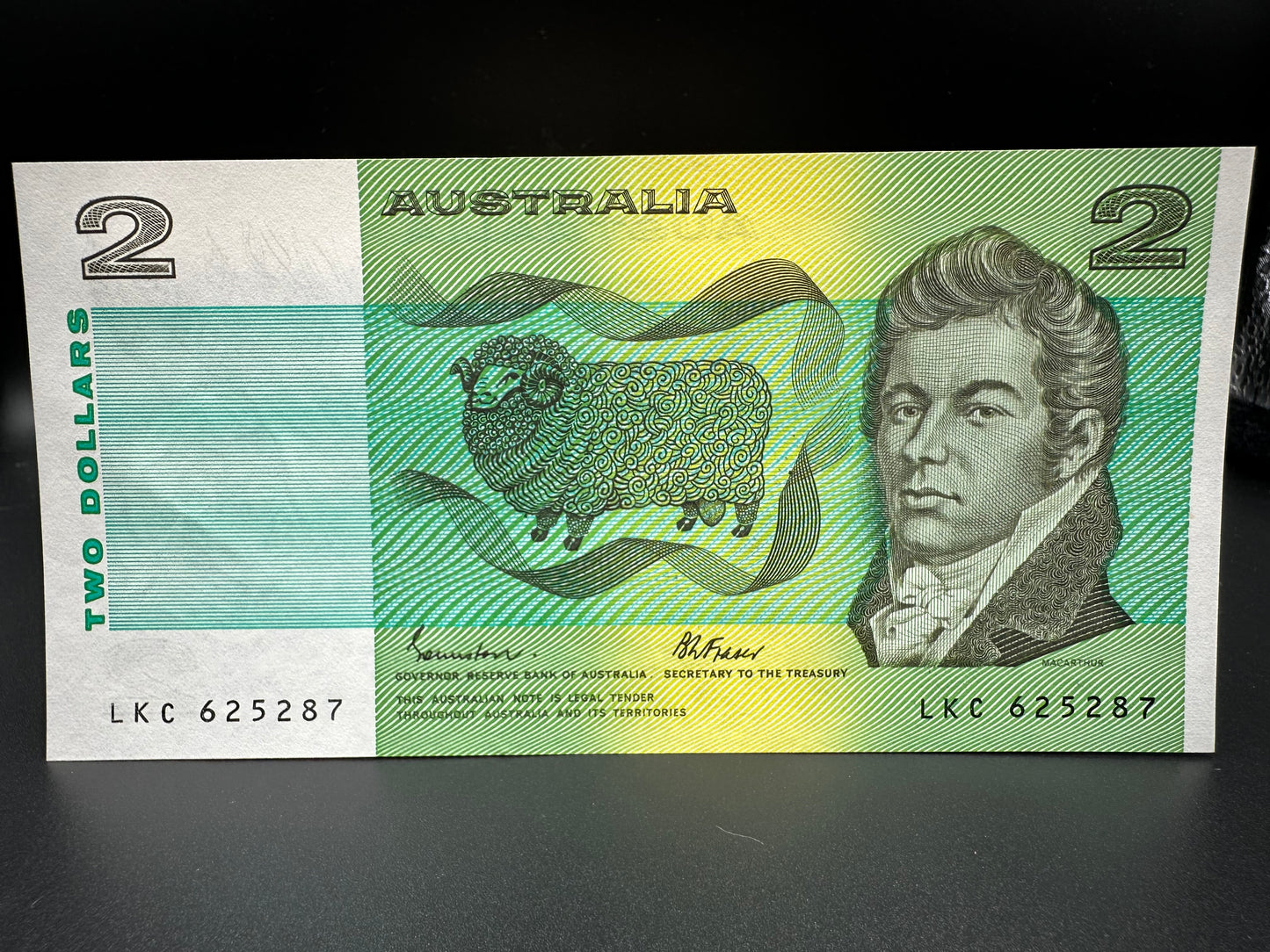 1985 $2 Australia Paper note - General Prefix - Johnston Fraser 3x Consecutive