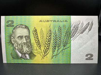 1985 $2 Australia Paper note - General Prefix - Johnston Fraser 3x Consecutive