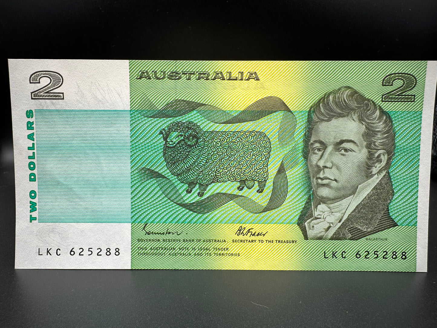 1985 $2 Australia Paper note - General Prefix - Johnston Fraser 3x Consecutive