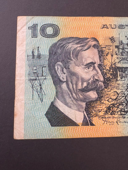 1985 $10 Australia Paper Banknote - Johnston Fraser UKH 928400