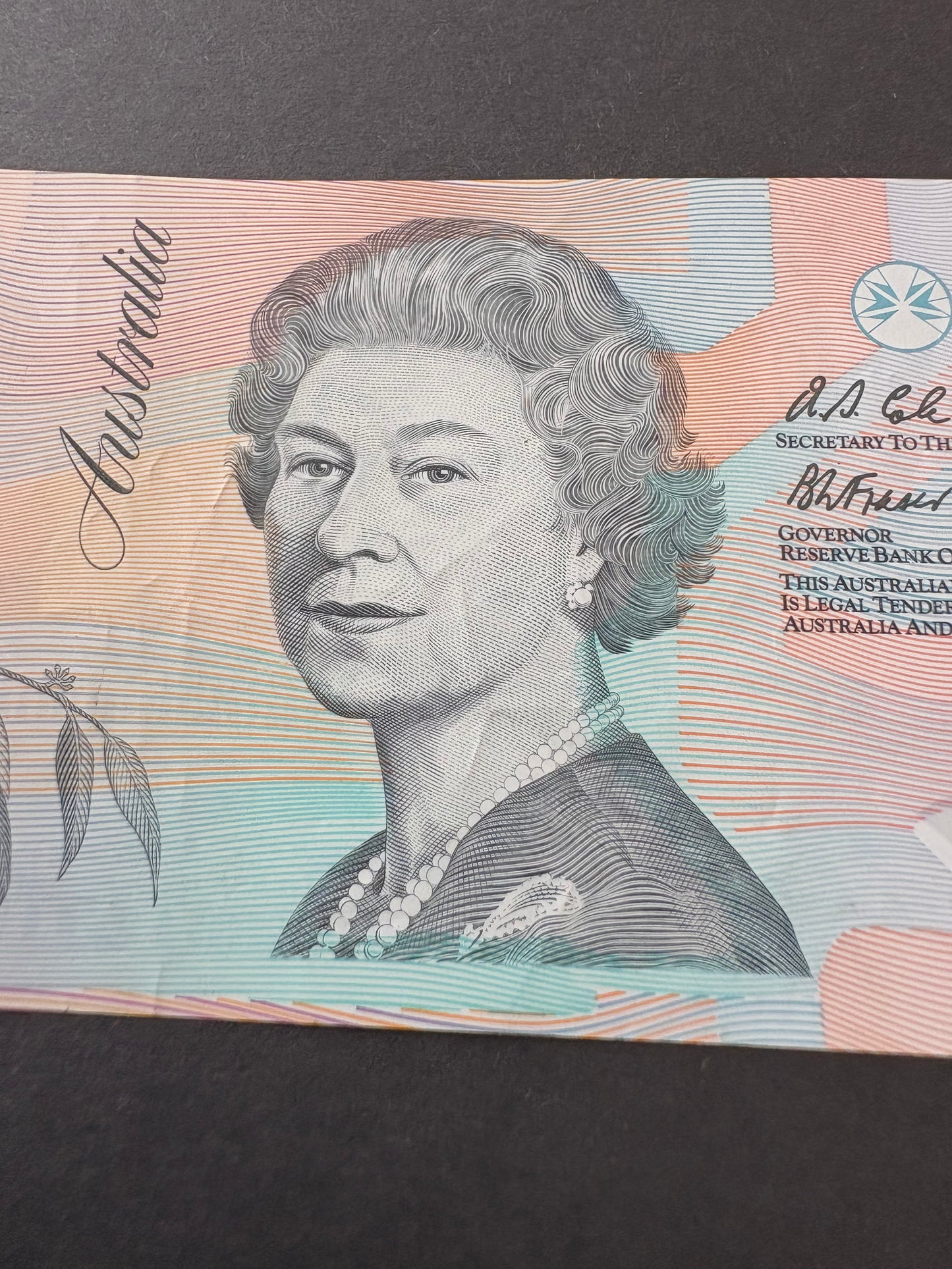 1992 $5 Australia Polymer Banknote - Fraser Cole AA 42678848