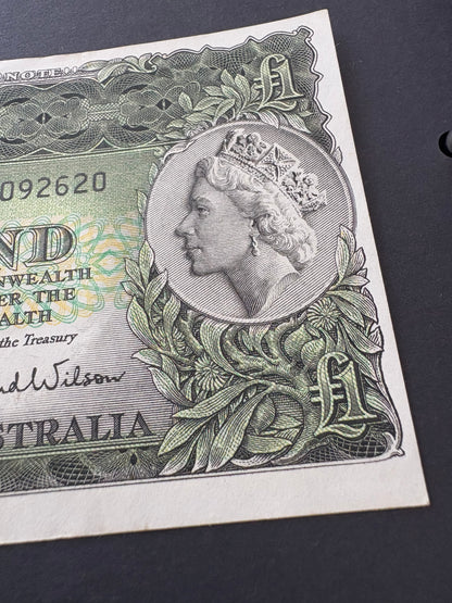 1953 Australian One Pound Banknote - Coombs Wilson HA41 092620