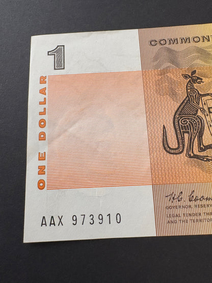 1966 $1 Australia Paper Banknote - Coombs Wilson - AAX  973910