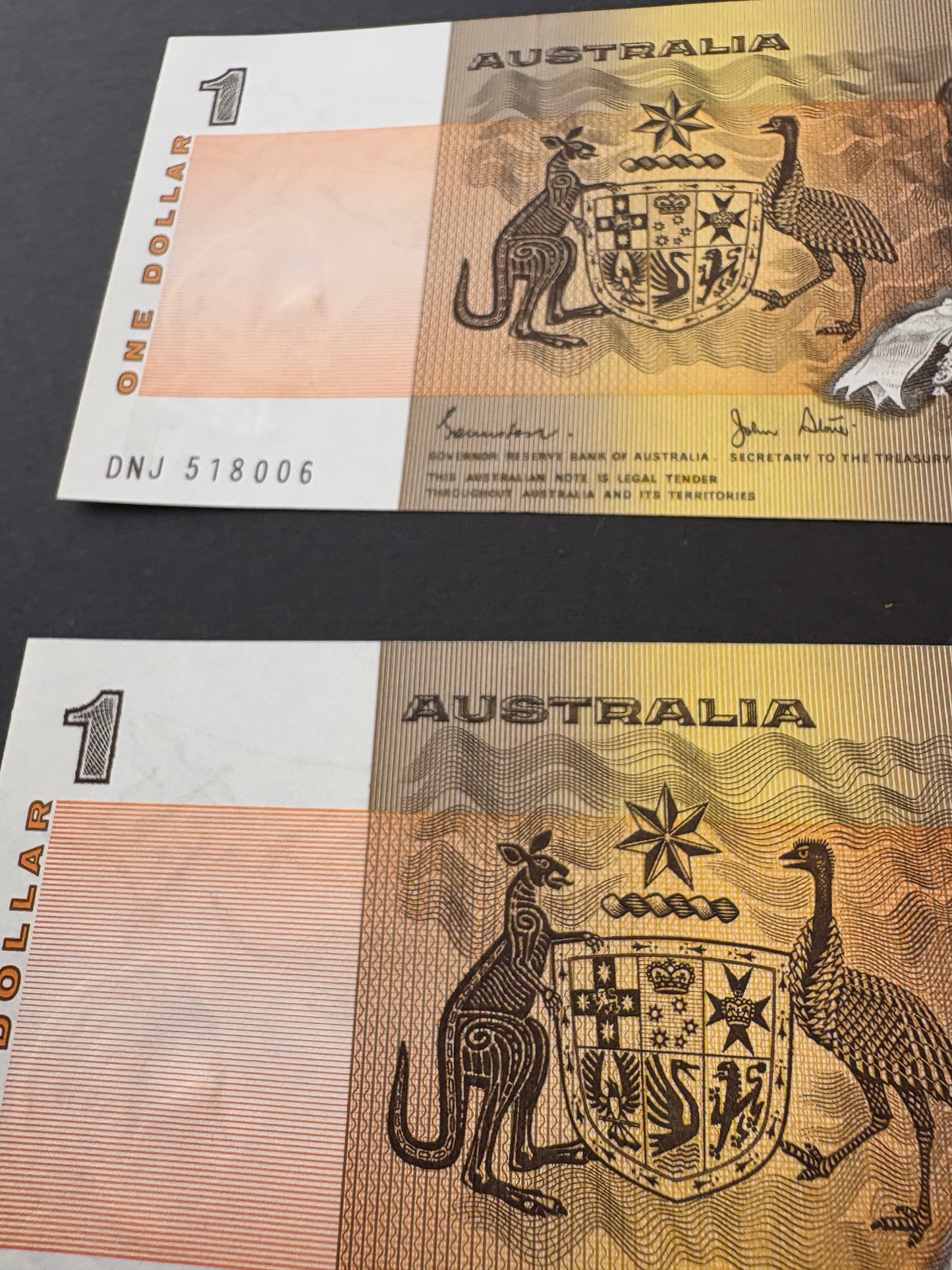 1982 $1 Australia Paper Banknote - Johnston Stone - Consecutive Run x5 notes