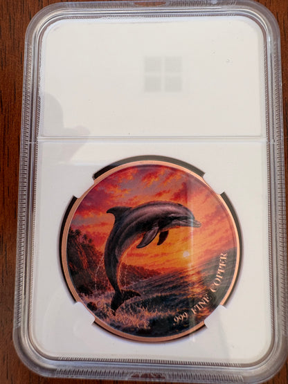 1oz .999 Fine Copper Dolphin Coloured Round – Animal Collector Series – Slabbed