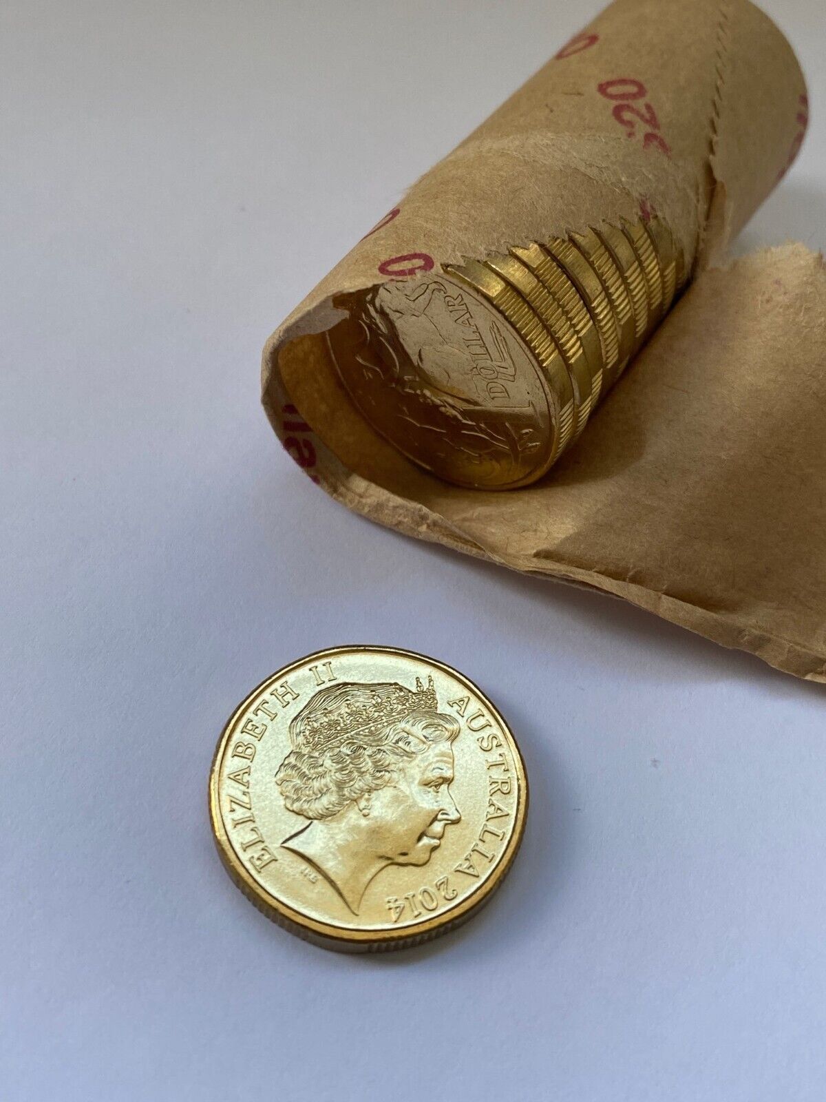 2014 Mob of Roos UNCIRCULATED Coin from RAM roll -  RARE LOW MINTAGE BRILLIANT LUSTRE